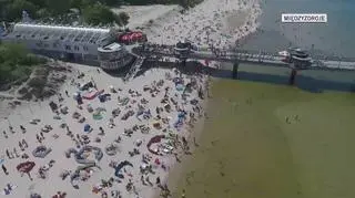Tłumy ludzi na polskich plażach