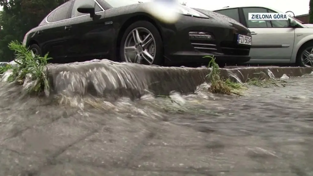 Ulice Zielonej Góry zmieniły się w rwące potoki