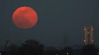 Wschód pełni Księżyca 18.03.2022