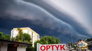 Wał szkwałowy nad Kielcami