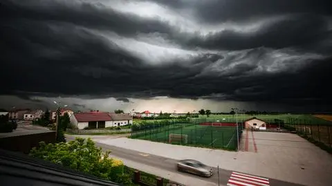 Gradobicie, "oberwanie chmury". Wasze relacje z burzowego czwartku 