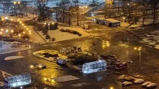 Śnieg w centrum Warszawy