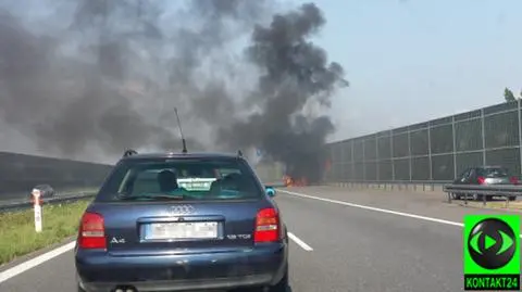 Na autostradzie A2 spłonął samochód