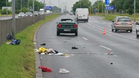 Samochód potrącił pieszych na Woli