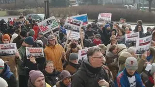 Protest przeciwników mostu Krasińskiego