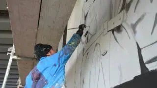 Filmowy mural powstaje na granicy Woli i Śródmieścia