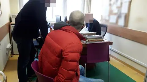 Miał grozić byłej partnerce i wymuszać pieniądze. Gdy przyszedł do jej pracy, czekała na niego policja
