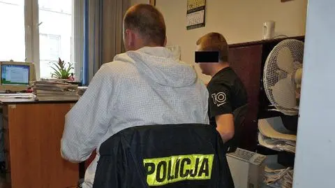 Napadli policjantów. Myśleli, że to kibice
