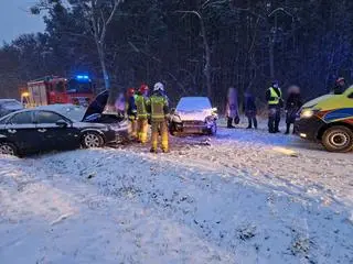 Czołowe zderzenie w Wieliszewie