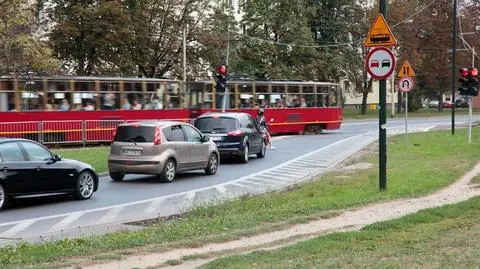 Poszerzą Wołoską, postawią ekrany