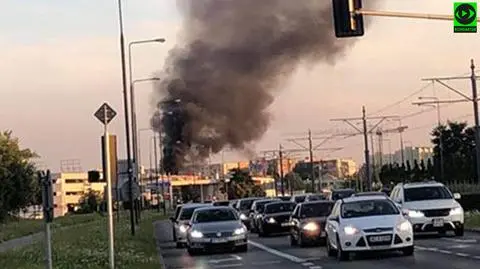 Pożar altanki śmietnikowej na Bemowie