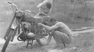 Naprawa motocykla, maj-czerwiec 1961