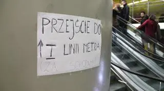 Błędy oznakowania w metrze