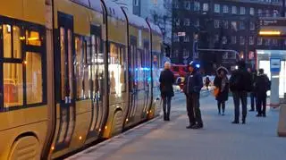 Tir zablokował torowisko na Okopowej