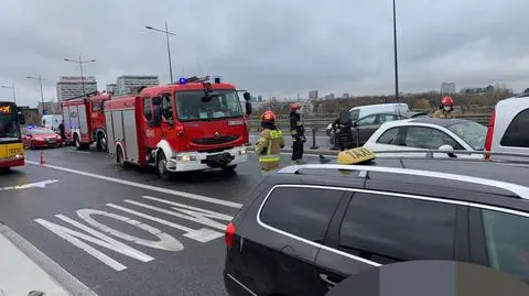 Kolizja czterech aut na moście Łazienkowskim