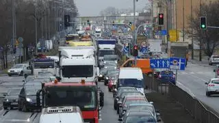 Zderzenie trzech aut na Radzymińskiej