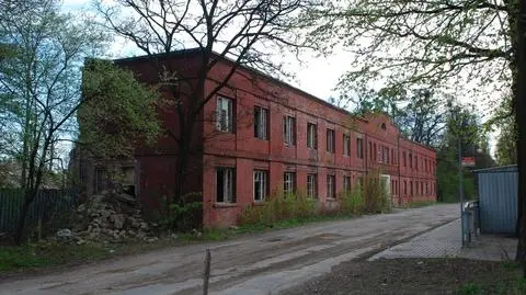 Hale fabryczne w Ursusie i siedziba Sztabu - nowe zabytki Warszawy