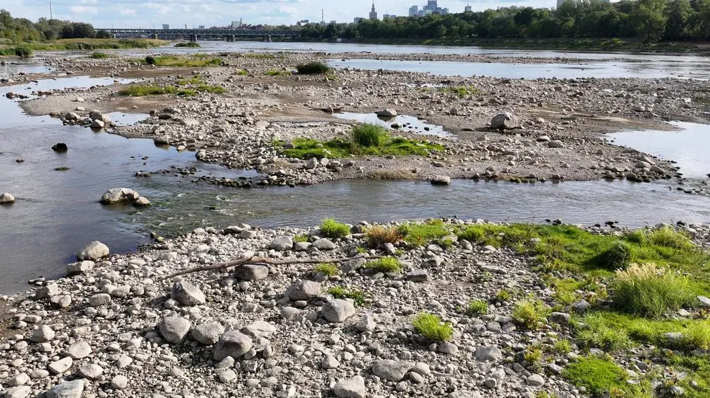 Wisła nie przestaje bić rekordów. Poziom wody coraz niższy