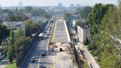 Zastój na budowie wiaduktu Trasy Łazienkowskiej