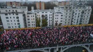 Czoło marszu na moście Poniatowskiego