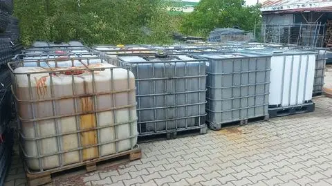 15 mauzerów z nieznaną substancją. Interweniowała policja