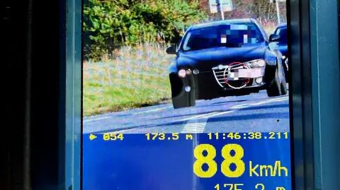 Policjanci drogówki zatrzymali kierowcę bez prawa jazdy