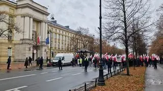 Protest plantatorów przed kancelarią premiera