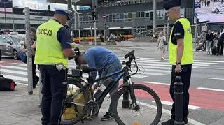 Stołeczni policjanci kontrolowali rowery elektryczne