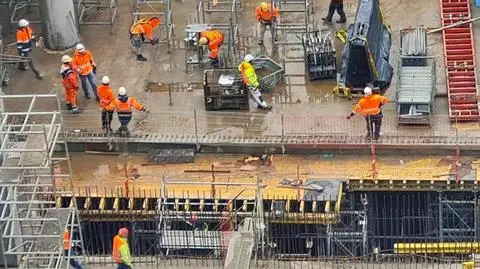 Budowa podziemnego przystanku tramwajowego na Warszawie Zachodniej