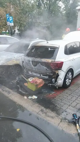 Pożar samochodów na ulicy Londyńskiej