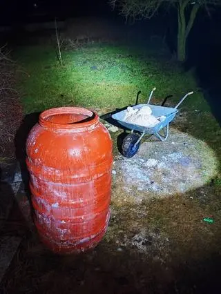 Dwie osoby usłyszały zarzut wytwarzania narkotyków