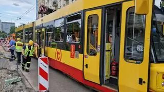 Na Woli wykoleił się tramwaj