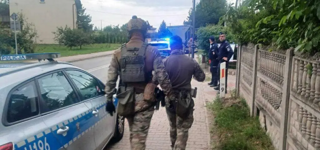 Eksplozja auta pod Kozienicami. Seria zarzutów dla podejrzanego