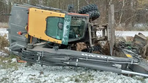 Pijany operator wywrócił koparkę 