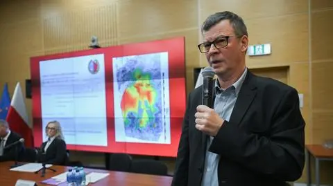 Prokurator prokuratury regionalnej w Gdańsku Piotr Styczewski podczas konferencji prasowej