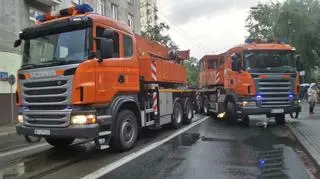 Zderzenie tramwaju i samochodu osobowego 