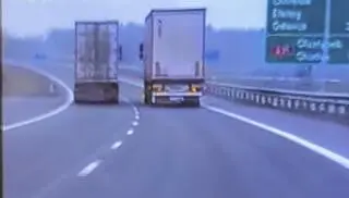 Kierowcy łamiący przepisy na S7