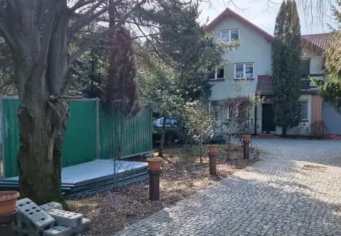 Wiedzą, że stracą dom. Miasto zwleka z wykupem. Odsetki idą w miliony złotych