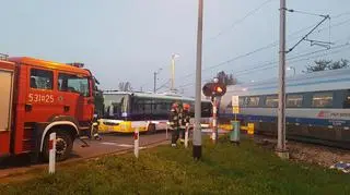 Pociąg pendolino zderzył się z autobusem