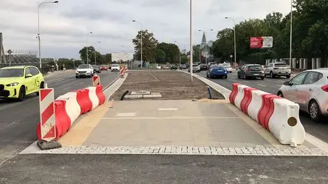 Sto dni to za mało. Przejście opóźnione