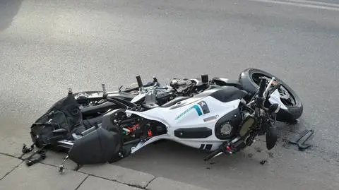 Wypadek na Mokotowie: motocyklista w szpitalu