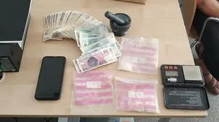 Próbowali wprowadzić na rynek fiolki z płynną tabletką gwałtu
