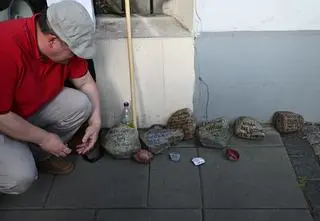 "Stajemy dzisiaj z bólem, gniewem i troską"