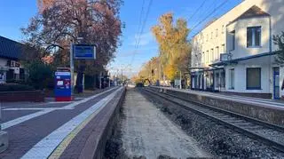 Prace przy wymianie torów WKD w Komorowie w październiku 2025 r.