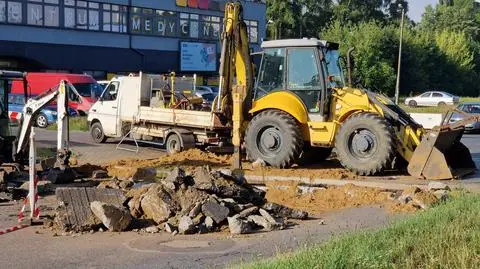 Awaria wodociągowa w alei Wilanowskiej 