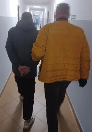 Prowadził mimo zakazu i pod wpływem alkoholu