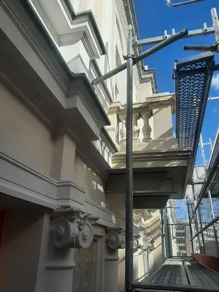 Remont kamienicy przy ulicy Koszykowej