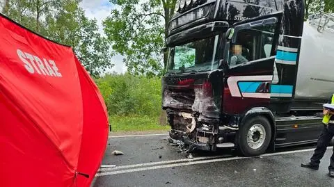 Zderzenie auta i cysterny na DK57