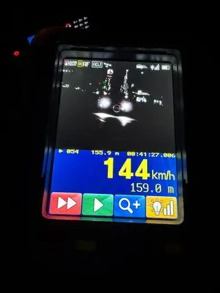 Kierowca jechał za szybko 