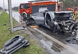 Autem wbił się w autobus. Wśród rannych roczne dziecko